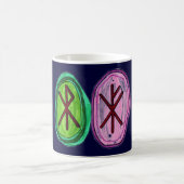 4つの縛りのRunesのマグ コーヒーマグカップ (中央)