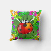 4つの葉のクローバーに立っているハワイのてんとう虫 クッション (裏面)