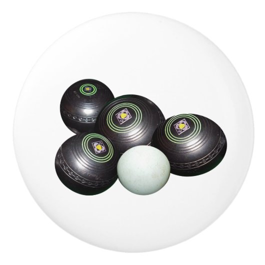 4つの黒いヴィンテージの芝生のボウル セラミックノブ (正面)