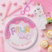 4つはとても甘いピンクのつや消し ペーパープレート (パーティー)