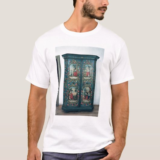 4の場面と飾られるワードローブ Tシャツ (正面)