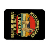 4ドイツの聖句を持つ女性を決して過小評価しない マグネット (横)