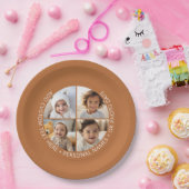 4フォトコラージュと曲率カスタム文字のまわりに ペーパープレート (パーティー)