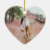 4フォト初めてのクリスマス婚約したブルゴーニュ赤いハート セラミックオーナメント (裏面)