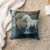 #4ユニコーンおよび滝 クッション (ブランケット)