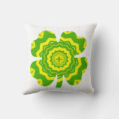 4リーフクローバー クッション (裏面)