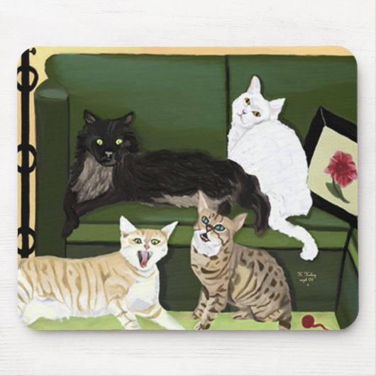 4匹の少しオオヤマネコのmousepad マウスパッド (正面)
