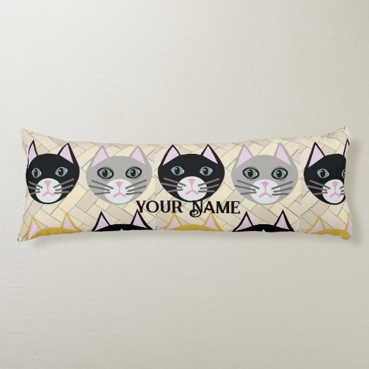4匹の猫、ヘリンボーン ベージュ ボディピロー (正面)