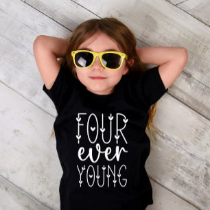 4回の若い頃 – 4th誕生日ガールギフト tシャツ