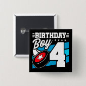 4年オールドホッケーパーティーテーマ4th誕生日ボーイ 缶バッジ (正面&裏面)