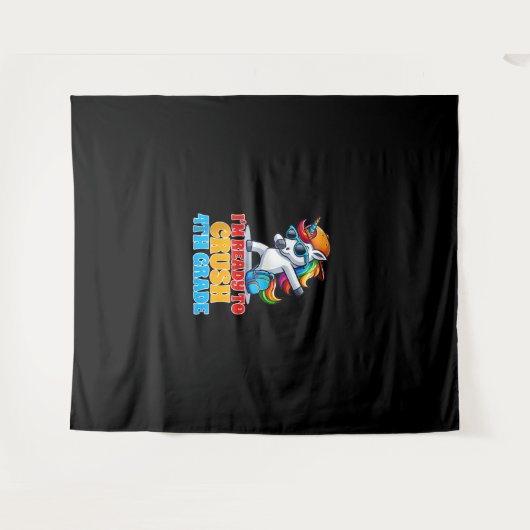 4年生のダビング・ユニコーン私はフォートをつぶす準備ができている タペストリー (正面(横))