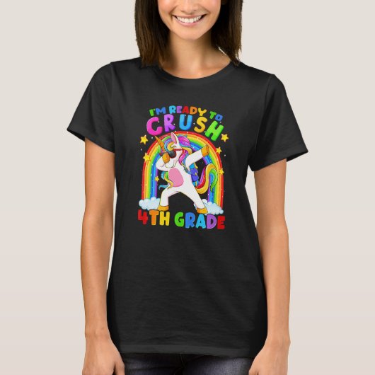4年生のユニコーンを学校に押し戻す準備ができている Tシャツ (正面)