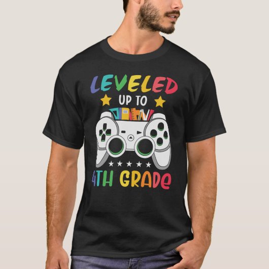 4年生ゲーマー 初めての学校ギフト Tシャツ (正面)