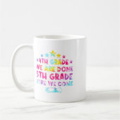 4年生絞り染め5年生Here We Com コーヒーマグカップ (左)