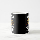 4年連続4周年を迎え結婚る コーヒーマグカップ (中央)