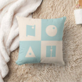 4文字のベビー名ベージュティール（緑がかった色）子供部屋 クッション (ブランケット)