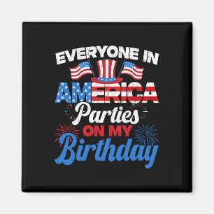 4日の誕生日でアメリカのパーティーの全員 マグネット