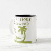 4時間の週労働日数のマグ ツートーンマグカップ (正面左)
