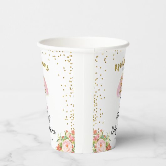 4月シャワーが5月花の赤ちゃんシャワーをもたらす 紙コップ