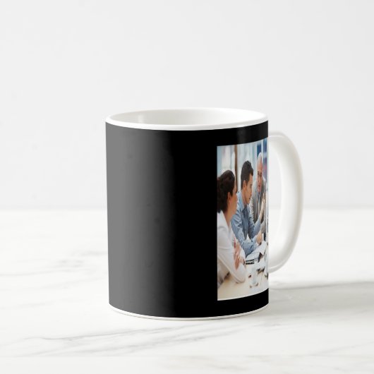 4月誕生日引用文キングス生まれは4月に開催される コーヒーマグカップ (正面右)