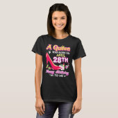 4月28日に女王が生まれた 28歳 お誕生日おめとう T Tシャツ (正面フル)