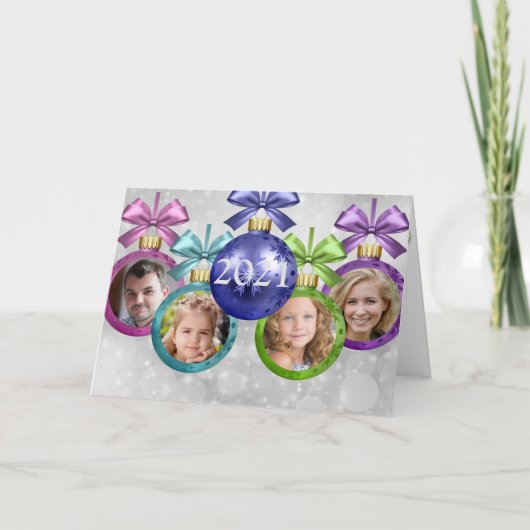 4枚の写真が飾れる折りたたみホリデーカード シーズンカード (正面)