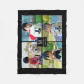 4枚の写真コラージュとモノグラム フリースブランケット (正面)