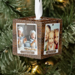 4枚の写真 |木素朴材の爪、 ネイルヘッドトリム キューブオーナメント<br><div class="desc">写真与えオーナメントのギフトパーソナライズされた。愛する人やペットのイメージを満喫するのに最適!祖父母に孫を連れた美しいトリンケットを贈る誇りを持ったか、両親のために作り、自分の小さなかわいこちゃんの写真をお気に入りの4枚に加える。キャプションまたは名前を追加し、好きな年にもし追加!彼らの冒険の画像と幸せなカップルのために1つを行う。あなたの写真のテーマが何であれ、そのバインドは美しく見えるこの素朴なスタイルの木の背景フェイクでカッコいい、爪の頭のトリムと各々の写真のタック。かわいい予測できなと、この1つの写真と金属効果の各ヴィンテージインスタントカメラスタイルフレームを持っている碑文プレートのような好みの文字で入力することができる。大切にされメリーて何年も大切に保管される贈り物で余分な休日を作来るパーソナライズされた!</div>