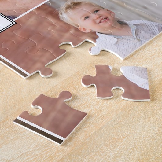 4枚の家族の写真、モノグラムと名前 ジグソーパズル (側面)