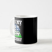 4歳の男の子 僕の4歳の誕生日 サッカーテーマ P コーヒーマグカップ (正面左)