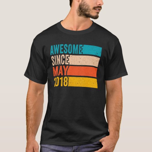 4歳の誕生日を迎えるパーティー4素晴らし歳 Tシャツ (正面)