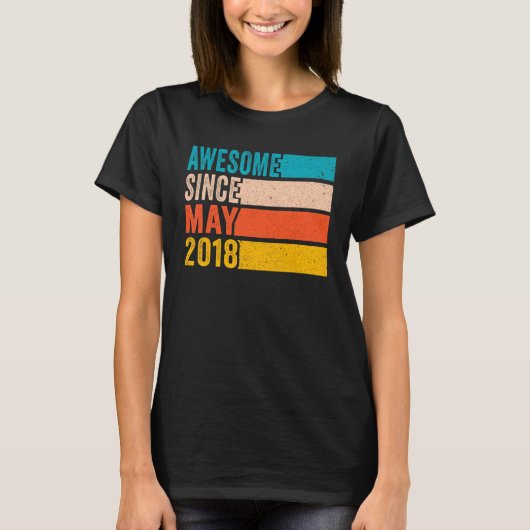 4歳の誕生日を迎えるパーティー4素晴らし歳 Tシャツ (正面)