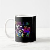 4歳の誕生日ボウリングパーティーに突入 4th コーヒーマグカップ (左)