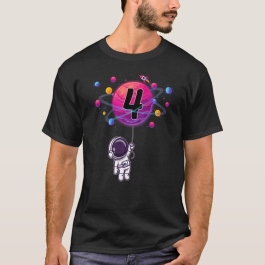 4歳の誕生日少年の宇宙飛行士4歳の誕生日 Tシャツ (正面)