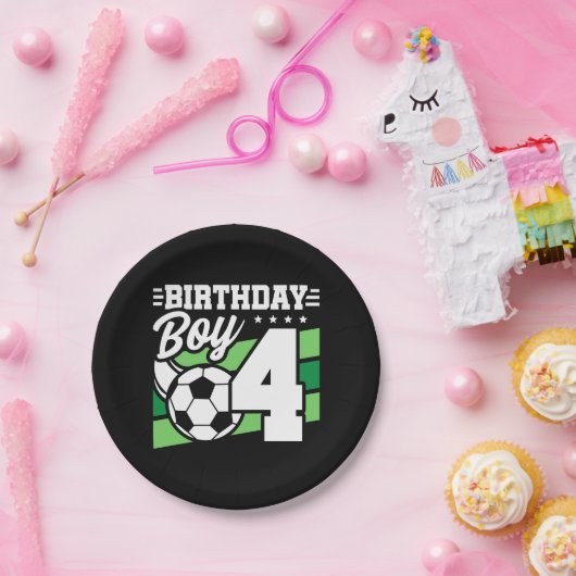 4歳サッカーパーティー4歳の誕生日ボーイ ペーパープレート (パーティー)