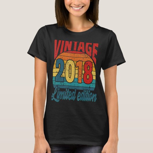 4歳Bdayヴィンテージ2018 4th誕生日 Tシャツ (正面)