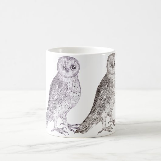 4羽のフクロウのコーヒー・マグ-斑点を付けられたフクロウの旧式なプリント コーヒーマグカップ (中央)