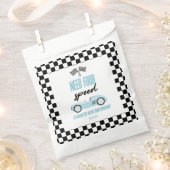 4速ブルーレースカー4th誕生日パーティー フェイバーバッグ (クリップ留めされた状態)