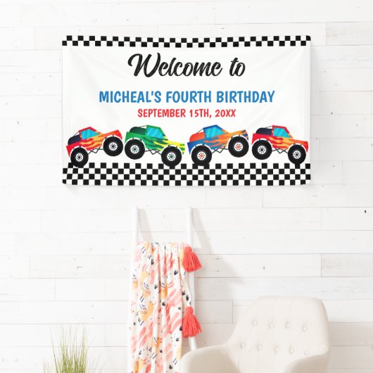4速モンスタートラックレース4歳の誕生日を必要とする 横断幕 (インサイチュ)