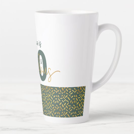 40と素晴らしいグリーンと金ゴールド パーソナライズされた カフェラテマグ (右)