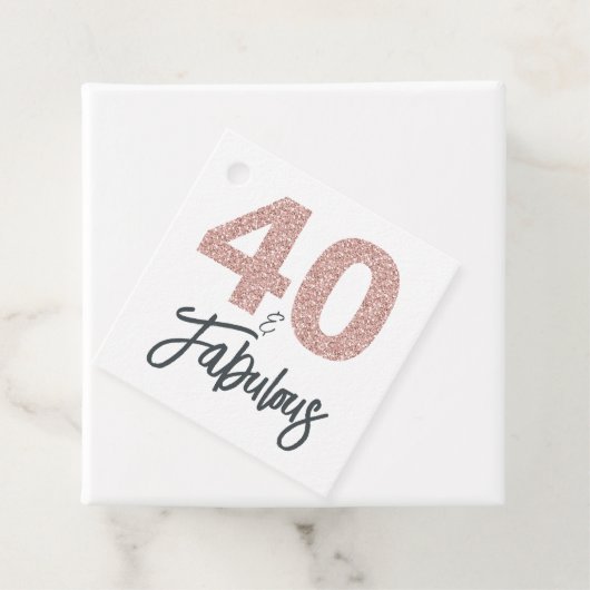 40と素晴らしいピンクのグリッター誕生日パーティー フェイバータグ (インサイチュ)