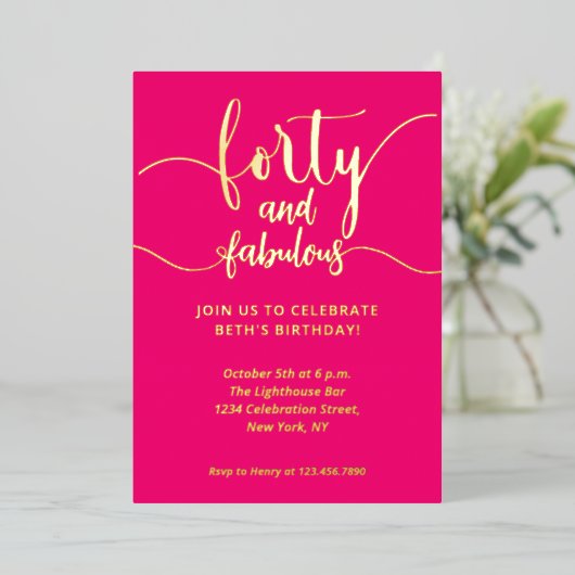 40と素晴らしいピンクの誕生日パーティーの招待 箔招待状 (立ち正面)