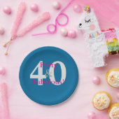 40と素晴らしい！おもしろいカスタム誕生日ブルー&ホットピンク ペーパープレート (パーティー)