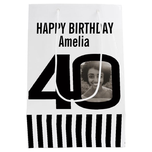 40の写真の白黒誕生日のギフトバッグ ミディアムペーパーバッグ (裏面)