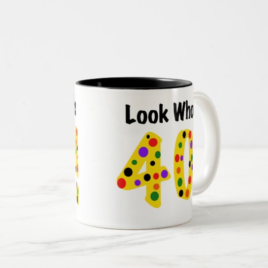 40はだれであるか見て下さい ツートーンマグカップ (正面右)