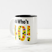 40はだれであるか見て下さい ツートーンマグカップ (正面左)