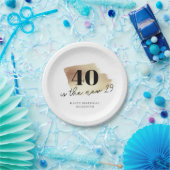 40は新しい29金ゴールドブラック40th誕生日パーティー ペーパープレート (パーティー)