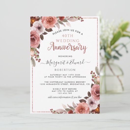 40周年記念 赤いルビー、ローズゴールドのブッシュ フラワーデザイン 招待状 (スタンド正面)