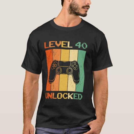 40年のレベル40のロック解除40th誕生日ゲーム tシャツ (正面)