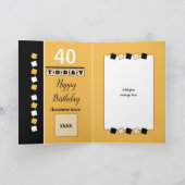 40日はまだ驚くべき黄色と黒の誕生日の写真 カード (内部)